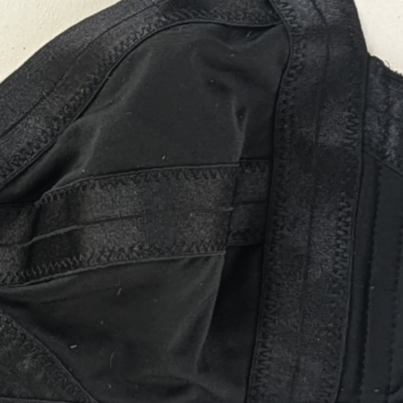 H&M Bikini Top Size 8 Black - Picture 4 of 6